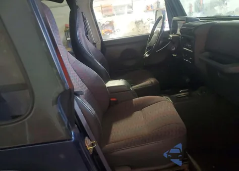 2000 Jeep Wrangler / Tj Sport z USA, uszkodzony, nr VIN 1J4FA49S1YP734663